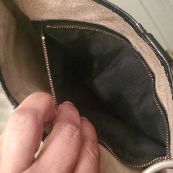 Authentic Gucci Bag - Picture 7 of 16